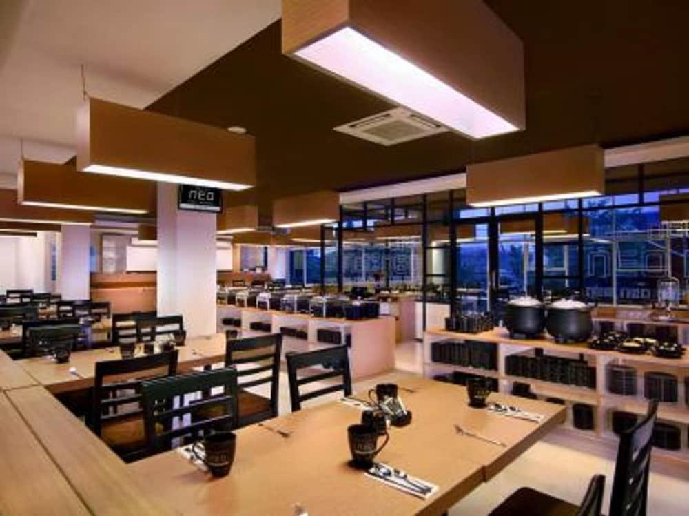 三宝垄阿斯顿尼欧坎迪新邦利马酒店 外观 照片