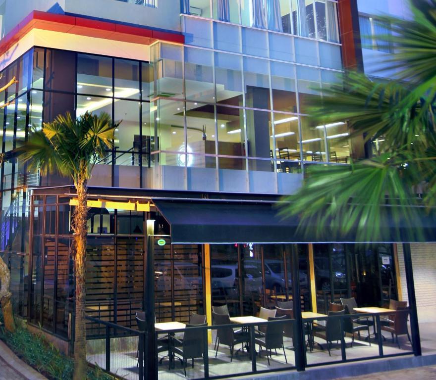 三宝垄阿斯顿尼欧坎迪新邦利马酒店 外观 照片